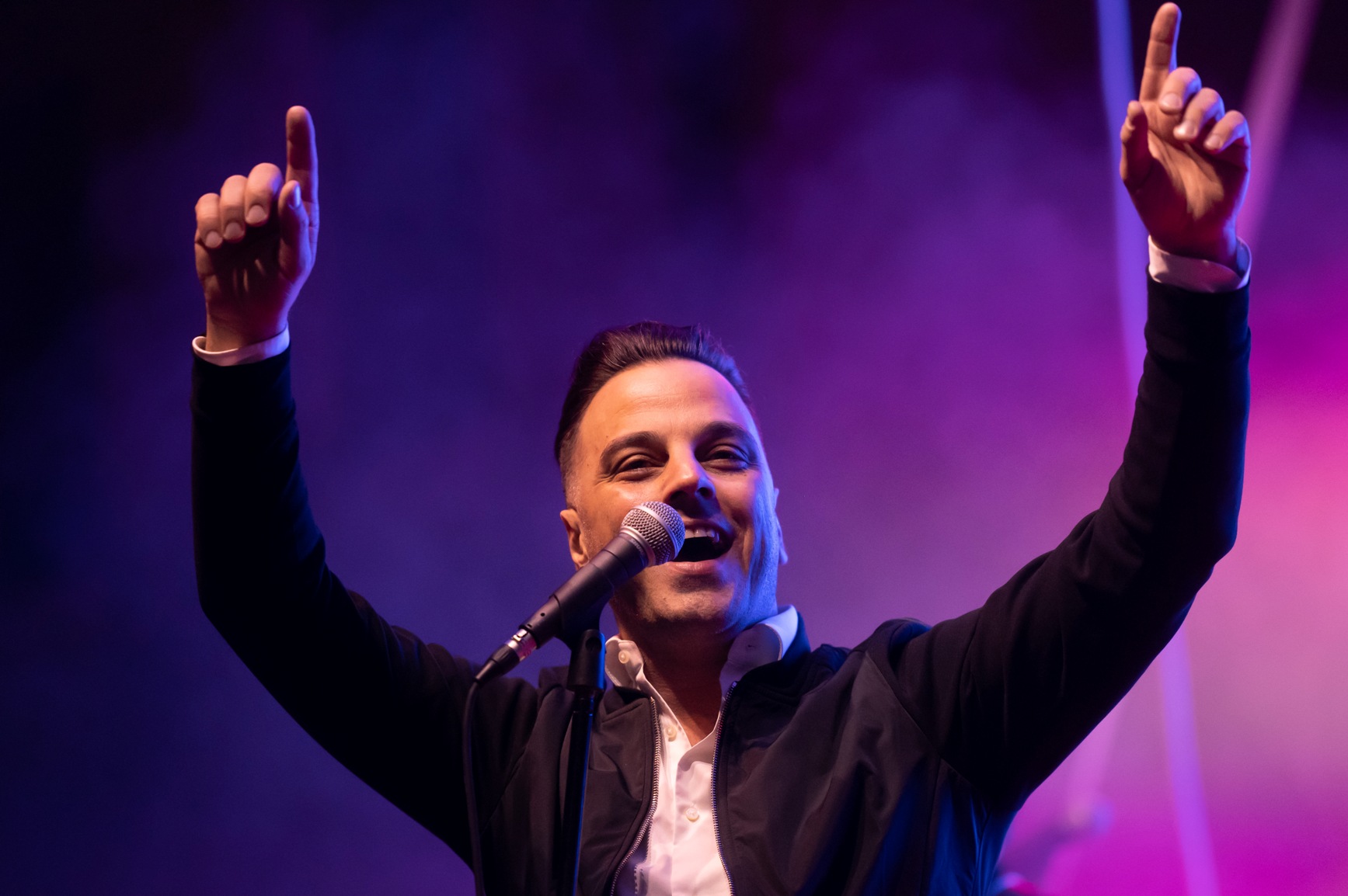 Vatromet, tisuće konfeta, šampanjac, prskalice i koncert Ivana Zaka i Tempo Banda