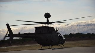 Letačka obuka nove skupine pilota na Kiowama