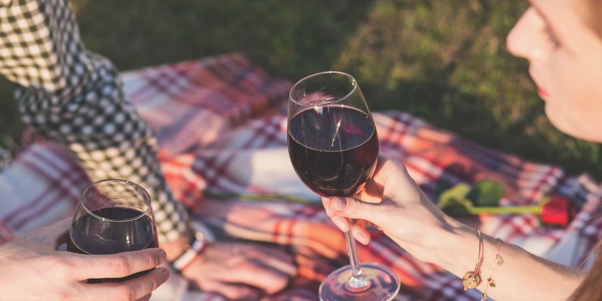 Parovi koji piju zajedno, ostaju zajedno! Parovi koji piju zajedno, ostaju zajedno!