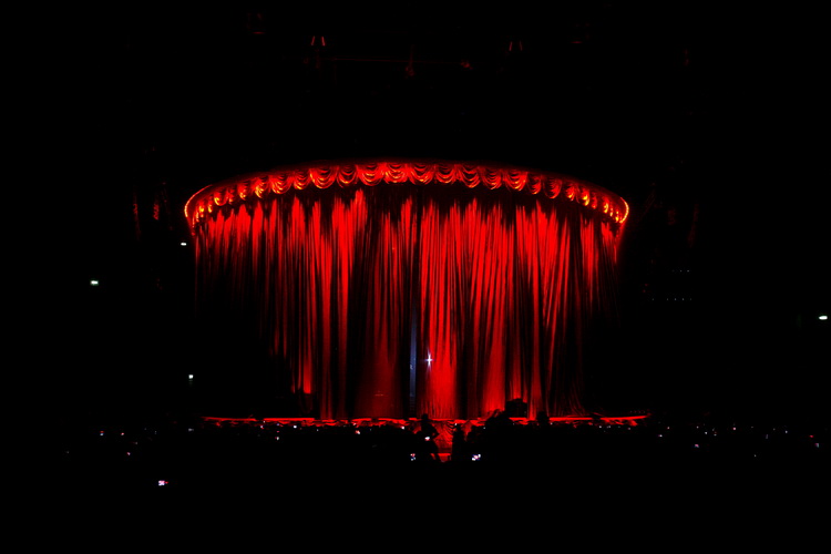 Zagreb, 200911.
Laniste, dvorana Arena.
Koncert britanskog pjevaca i tekstopisaca George Michaela.
Foto: Goran Mehkek / CROPIX Zagreb, 200911.
Laniste, dvorana Arena.
Koncert britanskog pjevaca i tekstopisaca George Michaela.
Foto: Goran Mehkek / CROPIX