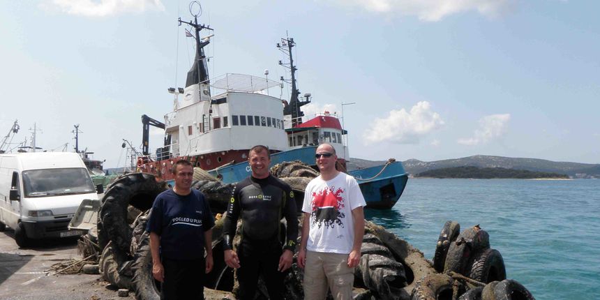 Ivan Knez, Kike Curavić i Benjamin Turquin