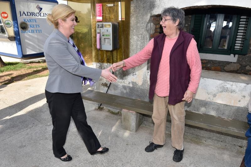Predsjednica Grabar Kitarović u posjeti Olibu. Foto: Dino Stanin/PIXSELL