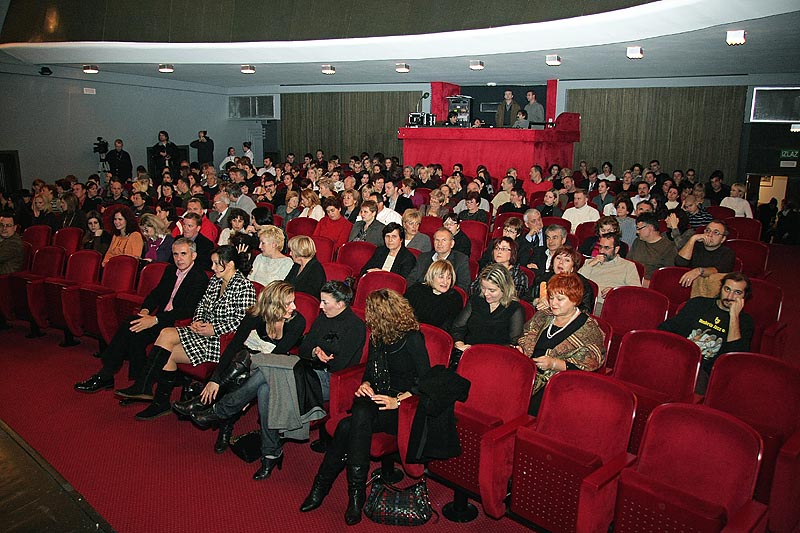 HKK Zadar – Staklena menažerija HKK Zadar – Staklena menažerija