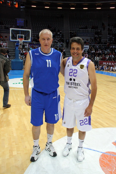 KK Zadar – Real Madrid, umirovljenje dresova 10 (Giuseppe Giergia) i 11 (Kresimir Cosic), Foto; Mladen Malik KK Zadar – Real Madrid, umirovljenje dresova 10 (Giuseppe Giergia) i 11 (Kresimir Cosic), Foto; Mladen Malik