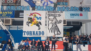 Humanitarno gledanje utakmice Zadar-Cibona u Jazinama Humanitarno gledanje utakmice Zadar-Cibona u Jazinama