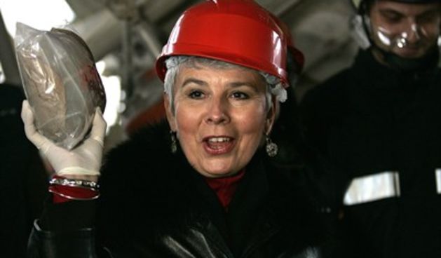 Kosor prilikom spaljivanja zapljenjene droge (Foto: Igor Sambolec/cropix)