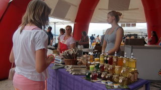 Image 378337 (auto) Image 378337 (auto)