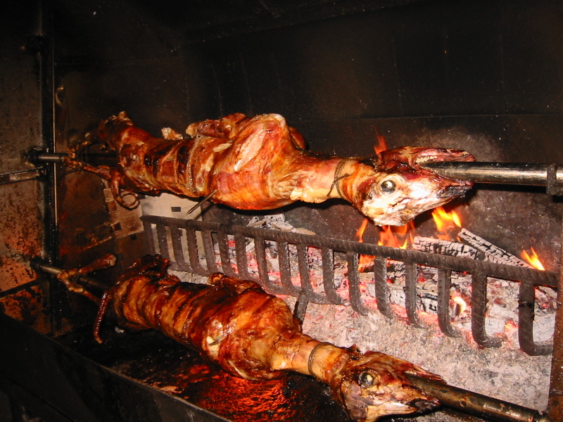 Crna ovca u Baški na otoku Krku Crna ovca u Baški na otoku Krku