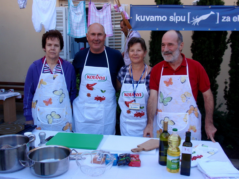 Kulinarsko natjecanje pod nazivom Kuvamo sipu za ekipu u Domu Sv. Frane Kulinarsko natjecanje pod nazivom Kuvamo sipu za ekipu u Domu Sv. Frane