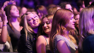 Karlovačko live 2012: Tony Cetinski na Višnjiku (foto:Saša Čuka) Karlovačko live 2012: Tony Cetinski na Višnjiku (foto:Saša Čuka)