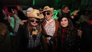 Cirkultura i Jasmin Stavros otvorili Maškare na Viru Cirkultura i Jasmin Stavros otvorili Maškare na Viru