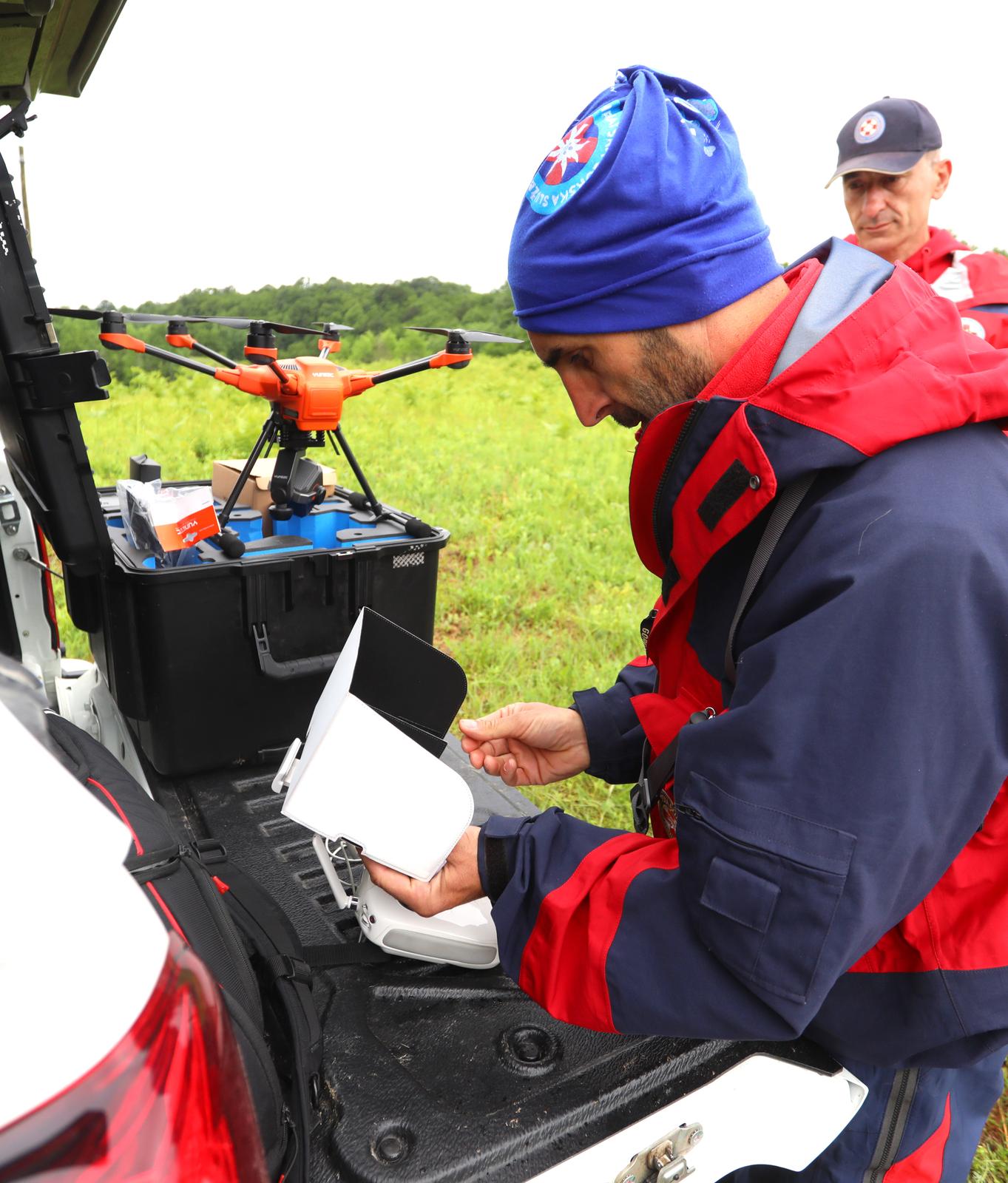 Rakovica: HGSS dronom pronašao nestalu cessnu