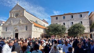 uskršnji doručak u Gradu Pagu