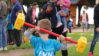 Sportska manifestacija za djecu “1000 koraka kroz 1000 ulica” SŠ “Loptica” Sportska manifestacija za djecu “1000 koraka kroz 1000 ulica” SŠ “Loptica”