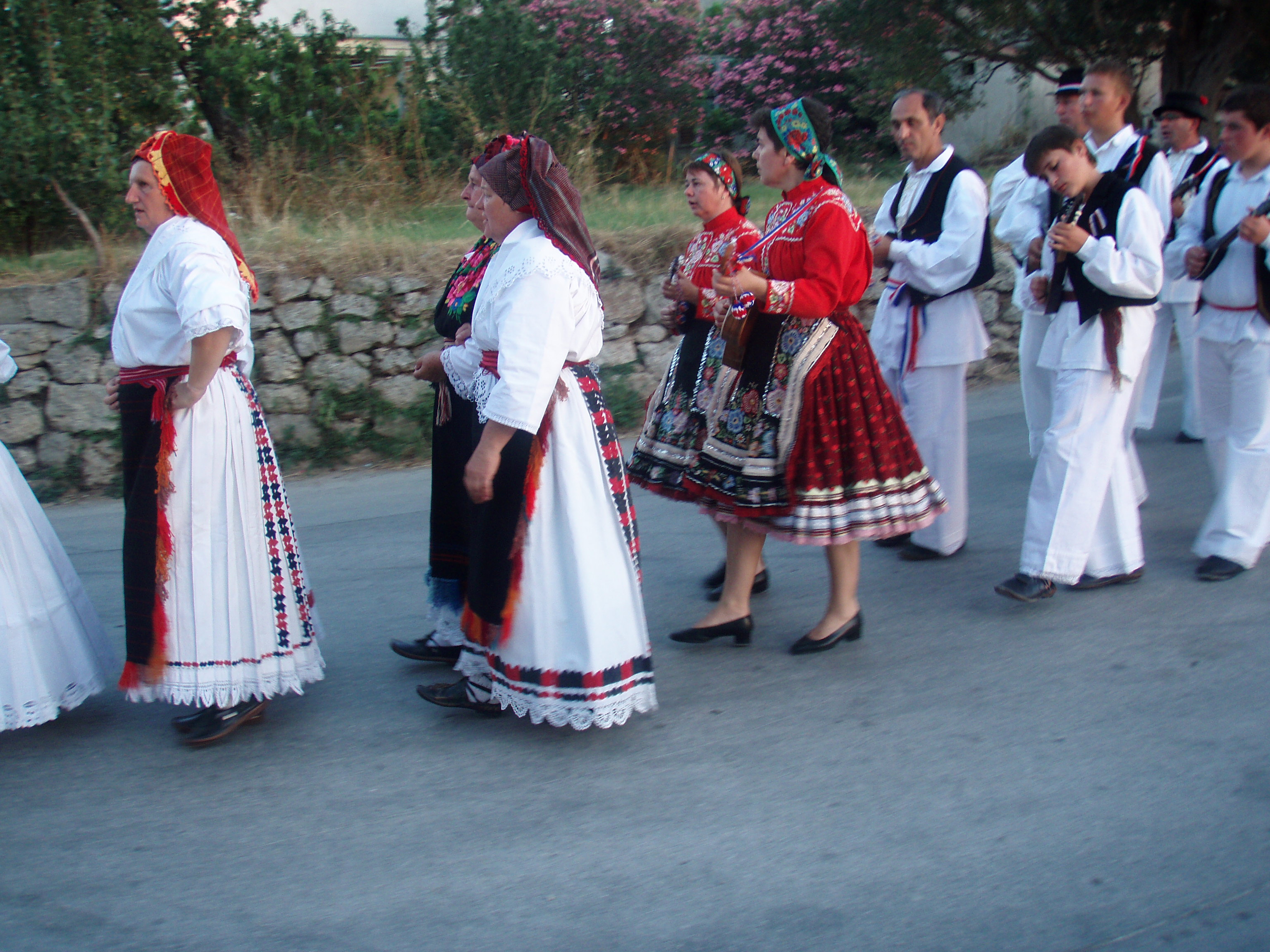 Smotra folklora Dobropoljana (Foto: ezadar.hr)
