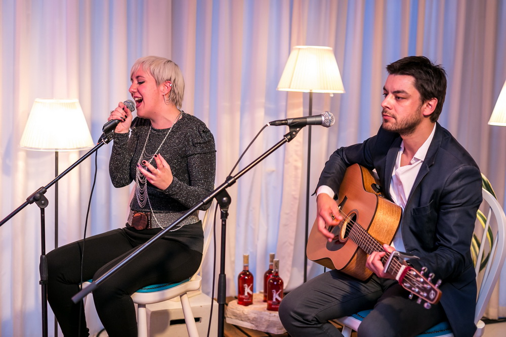 Doris Pinčić i Nina Kraljić među prvima probale novo vino s položaja Korlat