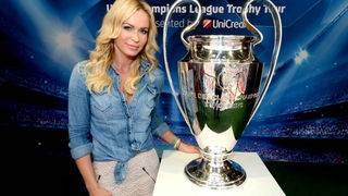 Tarik Filipović, Mila Horvat i Renata Sopek na predstavljanju trofeja Lige prvaka Tarik Filipović, Mila Horvat i Renata Sopek na predstavljanju trofeja Lige prvaka