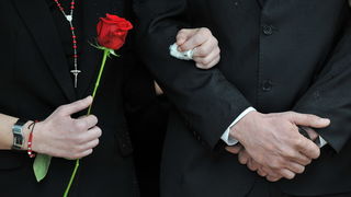 Zadar, 300313.
Sprovod djevojcice Nore Situm koja je prosli tjedan preminula u bolnici u Philadelphiji nakon duge i teske bolesti, odrzao se danas na gradskom groblju u Zadru. Na sprovodu je bilo nekoliko stotina ljudi, obitelji i prijatelja.
Na fotografi Zadar, 300313.
Sprovod djevojcice Nore Situm koja je prosli tjedan preminula u bolnici u Philadelphiji nakon duge i teske bolesti, odrzao se danas na gradskom groblju u Zadru. Na sprovodu je bilo nekoliko stotina ljudi, obitelji i prijatelja.
Na fotografi