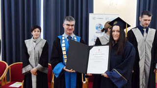 Svečana promocija 28 doktorica i doktora znanosti i 4 specijalistice Svečana promocija 28 doktorica i doktora znanosti i 4 specijalistice