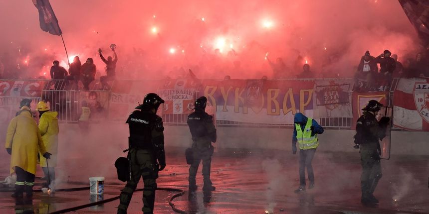 Grobari se međusobno potukli tijekom utakmice Partizan – Crvena zvezda