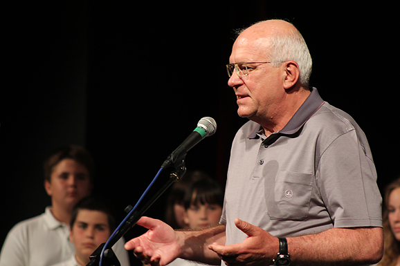 Image 888151 (auto) Image 888151 (auto)