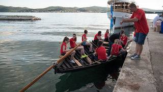11. Gastol stol na biogradskoj rivi. Foto: Vinko Pešić 11. Gastol stol na biogradskoj rivi. Foto: Vinko Pešić
