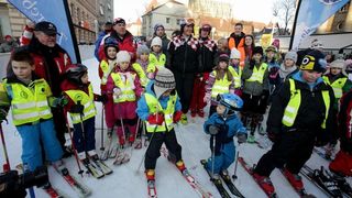 FIS World Snow Day za klince u društvu s Ivicom Kostelićem FIS World Snow Day za klince u društvu s Ivicom Kostelićem