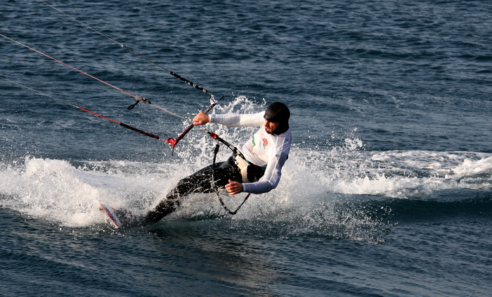 Zadar, 190312.
Dok neke od juga boli glava, ovaj kitesurfer jedva je docekao da zapuse.
Na fotografiji : Kitesurfer izvodi vratolomije u blizini zadarskih orgulja.
Foto : Andrija Lucic / cropix Zadar, 190312.
Dok neke od juga boli glava, ovaj kitesurfer jedva je docekao da zapuse.
Na fotografiji : Kitesurfer izvodi vratolomije u blizini zadarskih orgulja.
Foto : Andrija Lucic / cropix