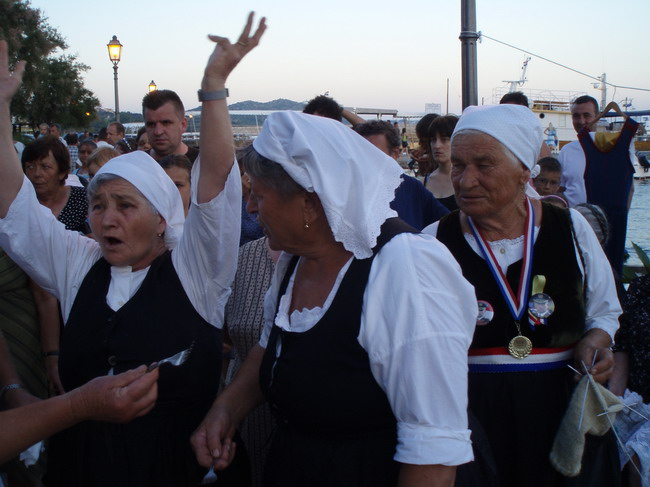 Materine uzance, Pakostabe 6.7.2008. Materine uzance, Pakostabe 6.7.2008.