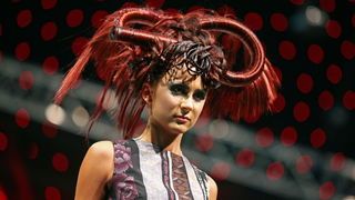 Zagreb, 250911.
U Areni Zagreb 24. i 25.09. odrzava se Beauty i Lifestyle Show, sajam ljepote.
Najveci show danas napravili su sarajevski frizeri.
Na slici: Sarajevo hair show.
Foto: Neja Markicevic / CROPIX Zagreb, 250911.
U Areni Zagreb 24. i 25.09. odrzava se Beauty i Lifestyle Show, sajam ljepote.
Najveci show danas napravili su sarajevski frizeri.
Na slici: Sarajevo hair show.
Foto: Neja Markicevic / CROPIX