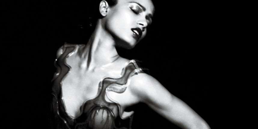 Frieda Pinto ( foto Interview Magazine). Frieda Pinto ( foto Interview Magazine).