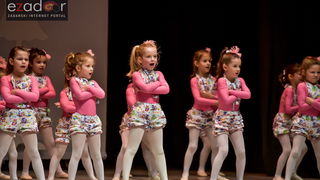 Predstava “Odgojoj” Plesne udruge Gesta u HNK Zadar