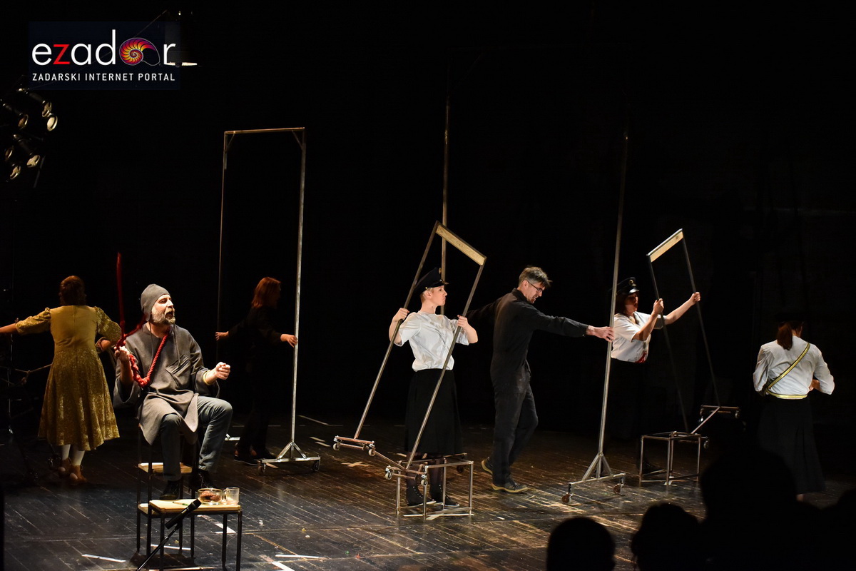Premijera predstave “Nikome pravo” u Kazalištu lutaka Zadar Premijera predstave “Nikome pravo” u Kazalištu lutaka Zadar