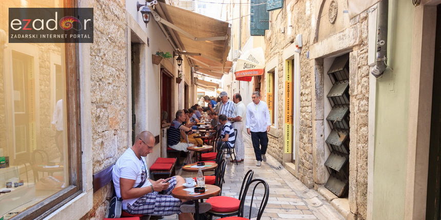 Đir po gradu 23. kolovoza 2017. Varoš, Đina Đir po gradu 23. kolovoza 2017. Varoš, Đina