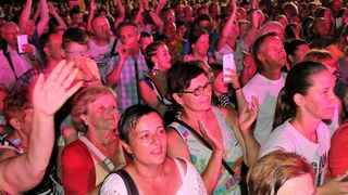 Virsko ljeto 2016: Dražen Zečić Zeko i Banana Band raspjevali i rasplesali Vir