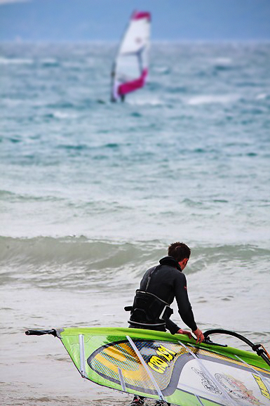 Windsurferi na Kolovarima, 11. travnja 2012. (foto:Saša Čuka) Windsurferi na Kolovarima, 11. travnja 2012. (foto:Saša Čuka)