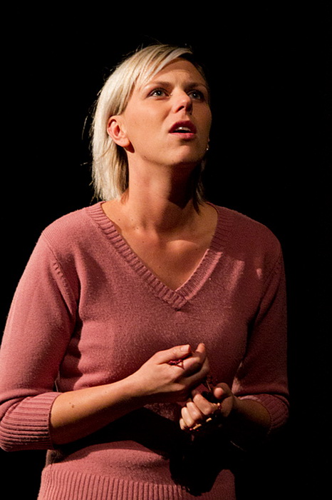 Hrvatsko narodno kazalište Zadar traži nove mlade talente za glumačku radionicu, sinoć smo pratili audiciju na kojoj su se budućoj mentorici, glumici Jasni Ančić, predstavili ženske kandidatkinje, foto Leo Banićć