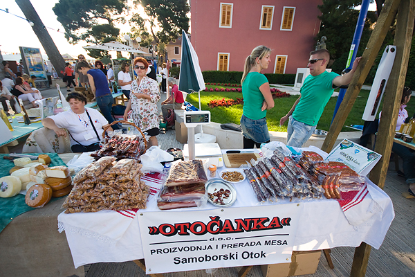 Biograd: 5. Eno-eko-gastro-etno stol (Foto:Saša Čuka)