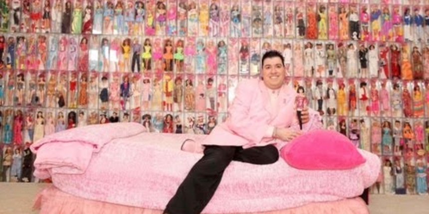 I’m Addicted To Barbie (thumbnail)