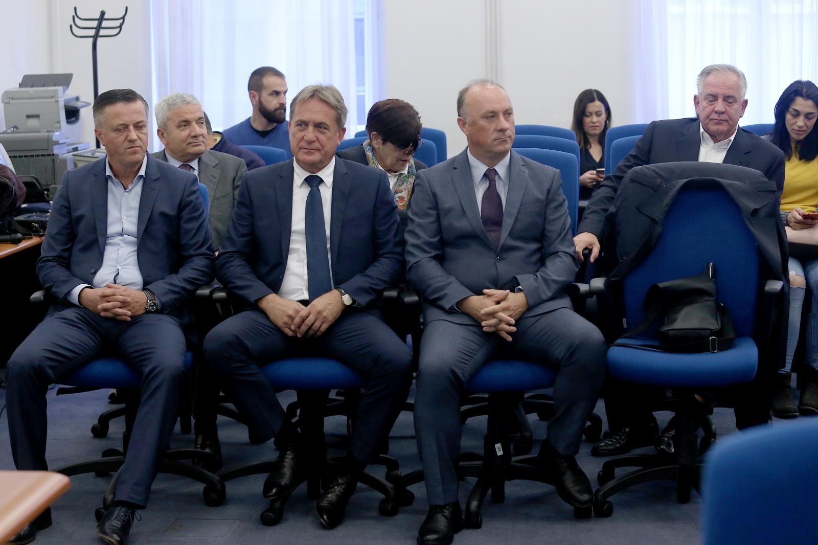 Na Zupanijskom sudu nastavljeno je sudjenje Ivi Sanaderu i drugima u aferi Fimi medije. Božidar Kalmeta Na Zupanijskom sudu nastavljeno je sudjenje Ivi Sanaderu i drugima u aferi Fimi medije. Božidar Kalmeta