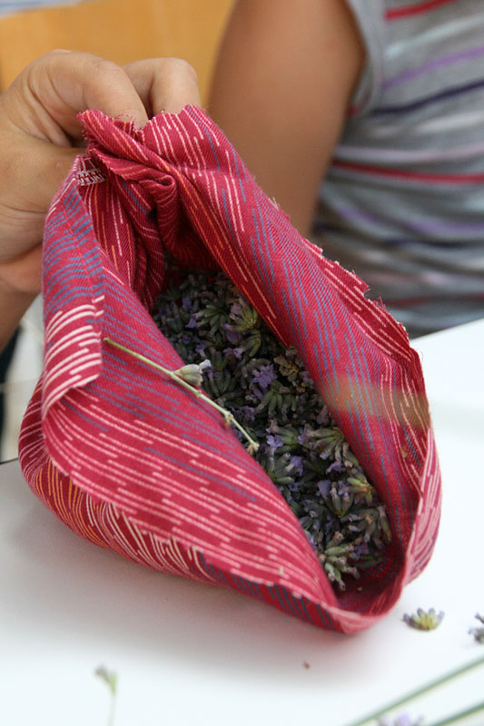 GKZD: Dječja radionica izrade stručaka i jastučića od lavande, Foto: Lucija Juravić