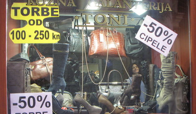 Snizenja, trgovine, shopping