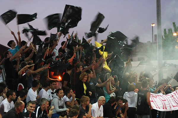 Finale Ljetne lige: Bokanjac – Kampo Kaštelo (foto:Saša Čuka) Finale Ljetne lige: Bokanjac – Kampo Kaštelo (foto:Saša Čuka)