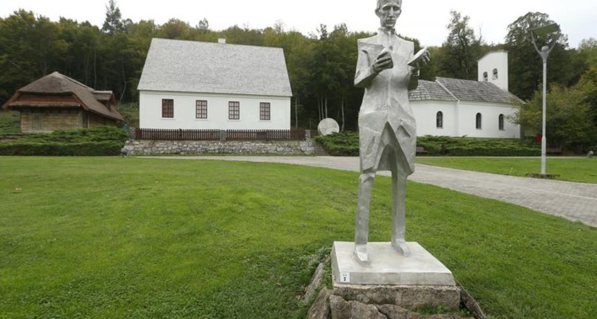 Nikola Tesla, spomenik Nikola Tesla, spomenik