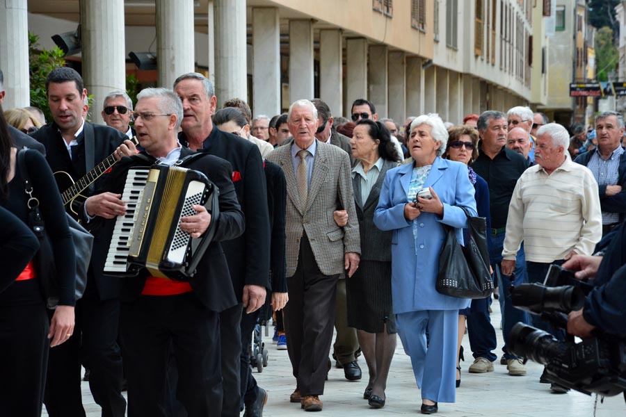 Predstavljanje svečane zadarske pučke nošnje, foto: Iva Perinčić Predstavljanje svečane zadarske pučke nošnje, foto: Iva Perinčić
