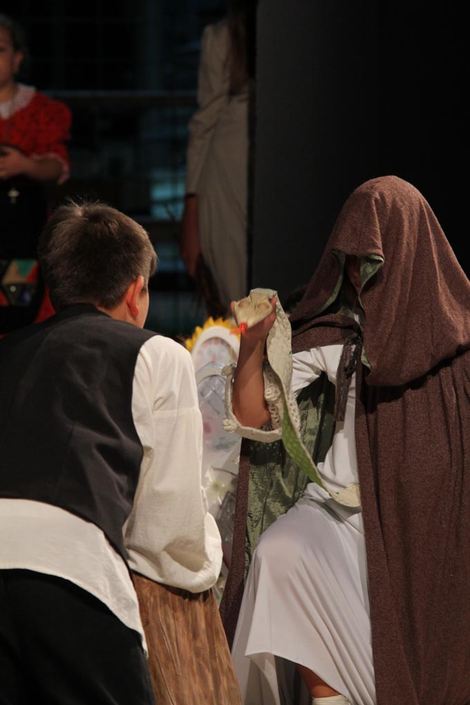 Diklo: “Šuma Striborova” u izvedbi kazališne radionice Donatolina, foto: Iva Perinčić Diklo: “Šuma Striborova” u izvedbi kazališne radionice Donatolina, foto: Iva Perinčić