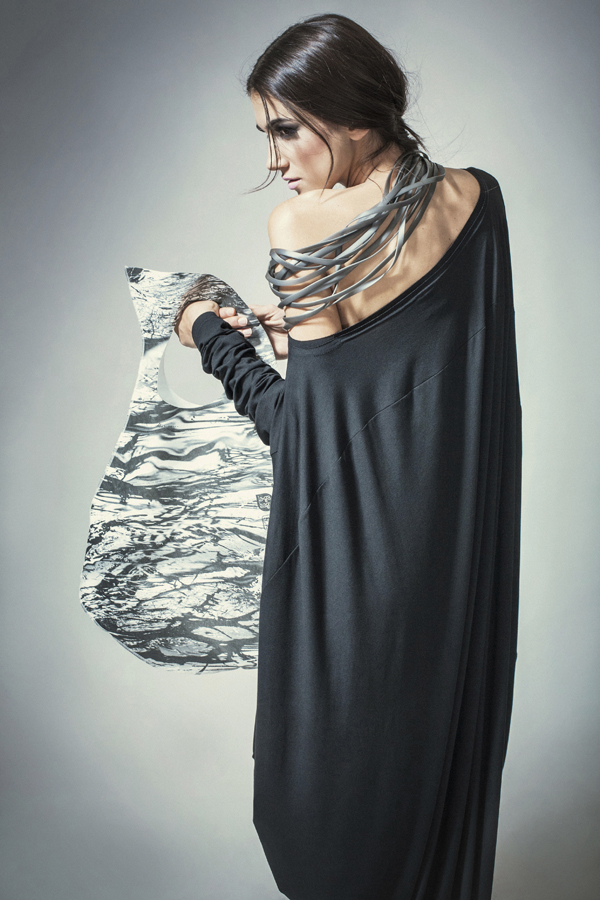 Fotografije predstavljanja dijela novih jesensko-zimskih kolekcija hrvatskih dizajnera LOOKBOOK Fall / Winter 2012-2013 na portalu www.moda.hr Fotografije predstavljanja dijela novih jesensko-zimskih kolekcija hrvatskih dizajnera LOOKBOOK Fall / Winter 2012-2013 na portalu www.moda.hr