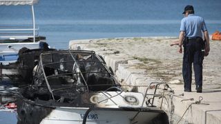 Sv. Filip i Jakov: Požar zahvatio brodice u luci od kojih su tri potonule