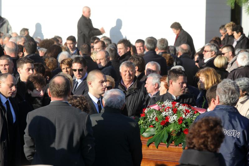Vir – Pogreb bivseg nogometasa i trenera Tome Basic. Photo: Filip Brala/PIXSELL