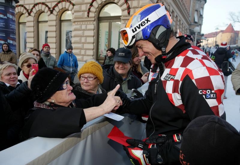 FIS World Snow Day za klince u društvu s Ivicom Kostelićem FIS World Snow Day za klince u društvu s Ivicom Kostelićem